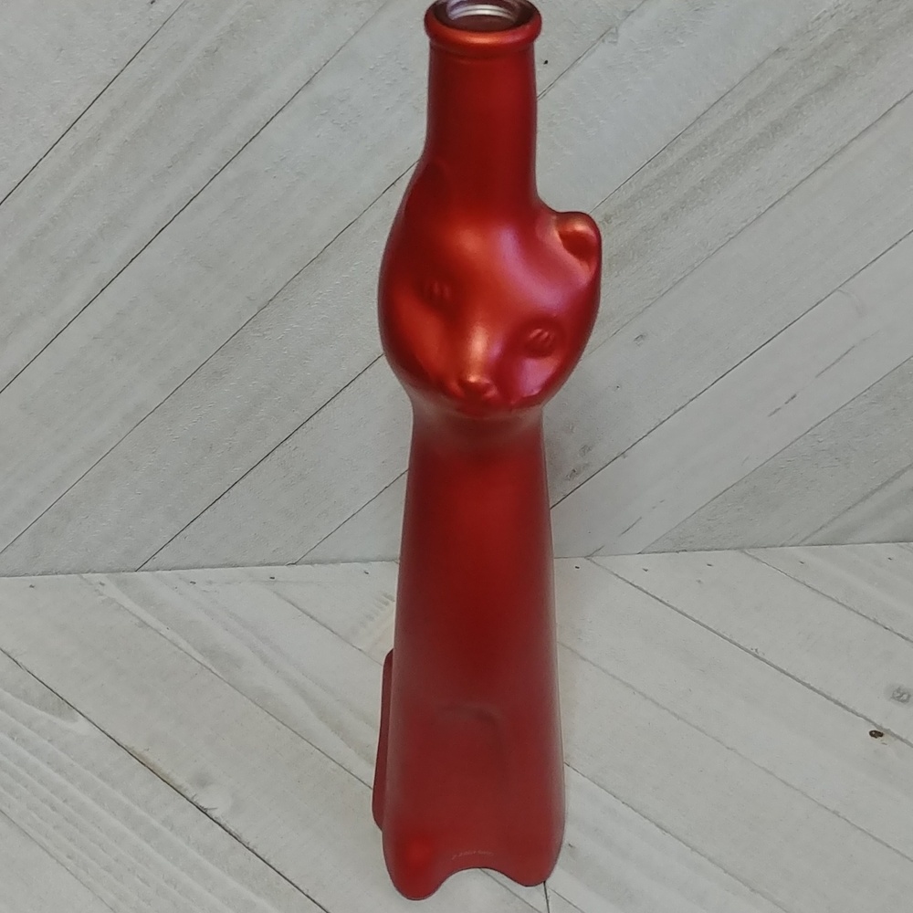 Moselland Happy Cat Rheinhessen  Collection Metallic Red Bottle Vase